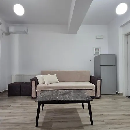 Flore Apartment *